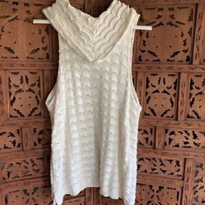 O’Neill white sleeveless sweater